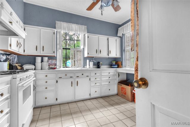 414 Perry Hill Road, Montgomery, AL 36109