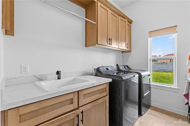 13801 N 37th Street, Mcallen, TX 78504