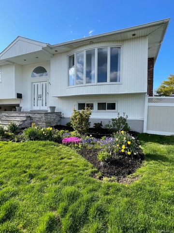 341 Green Court, Oceanside, NY 11572