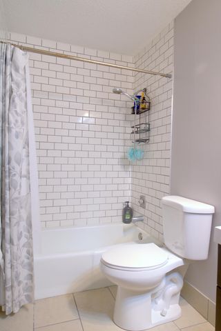 214 Shawnee Trail, Shakopee, MN 55379