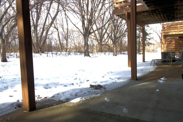 214 Shawnee Trail, Shakopee, MN 55379