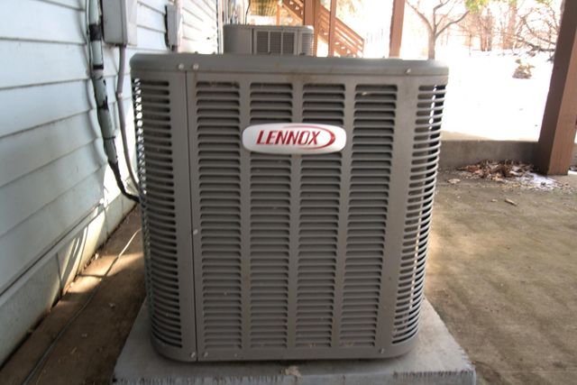 214 Shawnee Trail, Shakopee, MN 55379