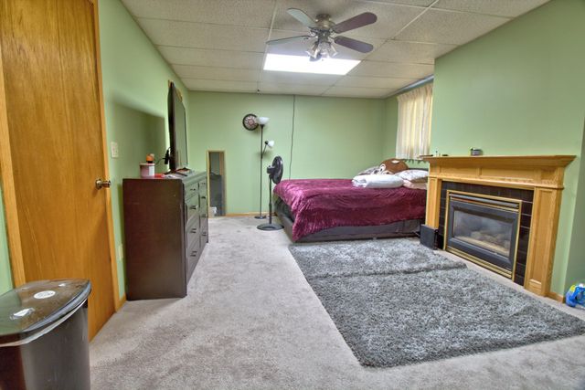 214 Shawnee Trail, Shakopee, MN 55379