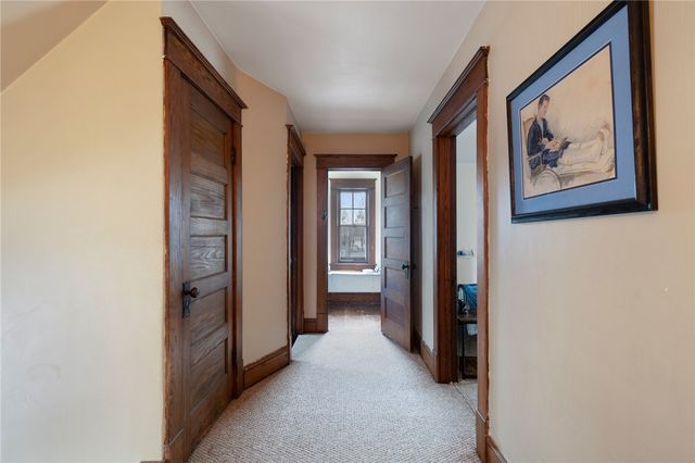 25 N Main St, Geneva City, NY 14456