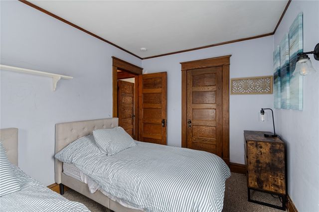 25 N Main St, Geneva City, NY 14456