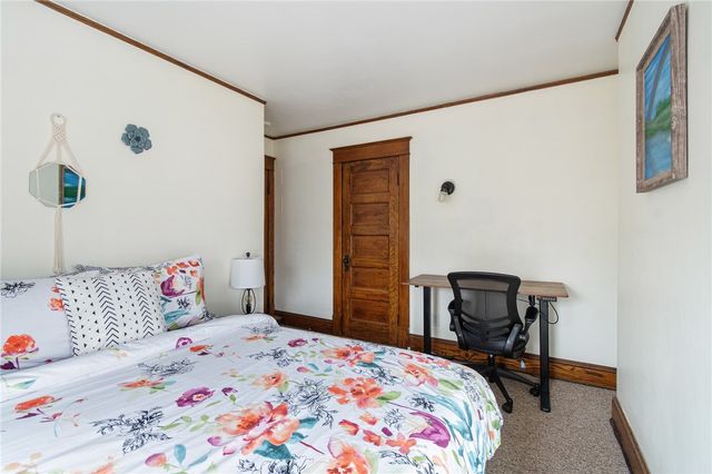 25 N Main St, Geneva City, NY 14456