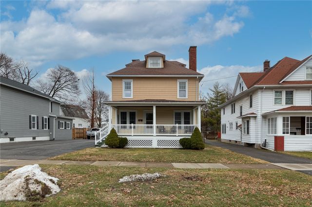 25 N Main St, Geneva City, NY 14456