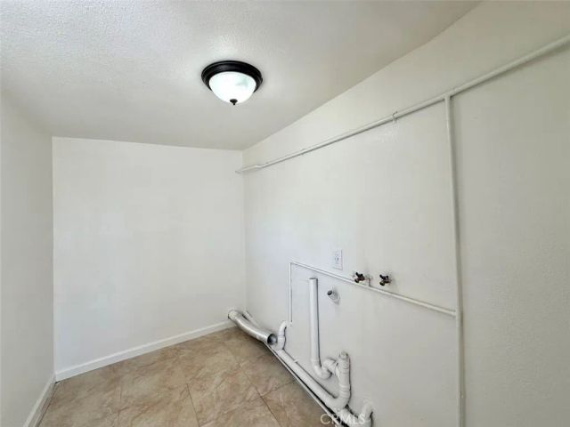 925 Chestnut Avenue, Beaumont, CA 92223