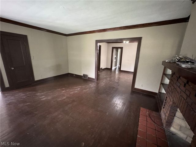 2982 Martin Luther King Jr Drive Down, Cleveland, OH 44104