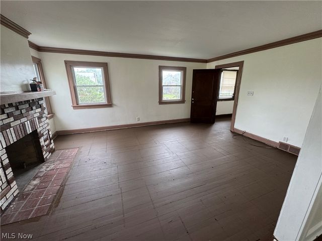 2982 Martin Luther King Jr Drive Down, Cleveland, OH 44104