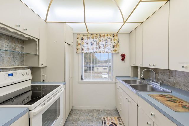 3275 37TH WAY S D, St Petersburg, FL 33711