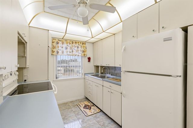 3275 37TH WAY S D, St Petersburg, FL 33711