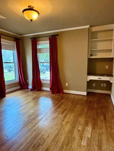 3752 Rice Boulevard, West University Place, TX 77005