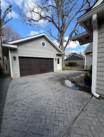 3752 Rice Boulevard, West University Place, TX 77005