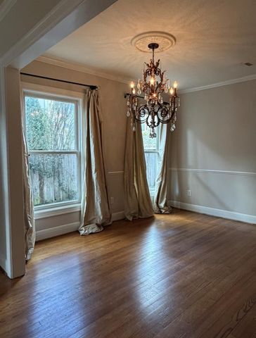 3752 Rice Boulevard, West University Place, TX 77005