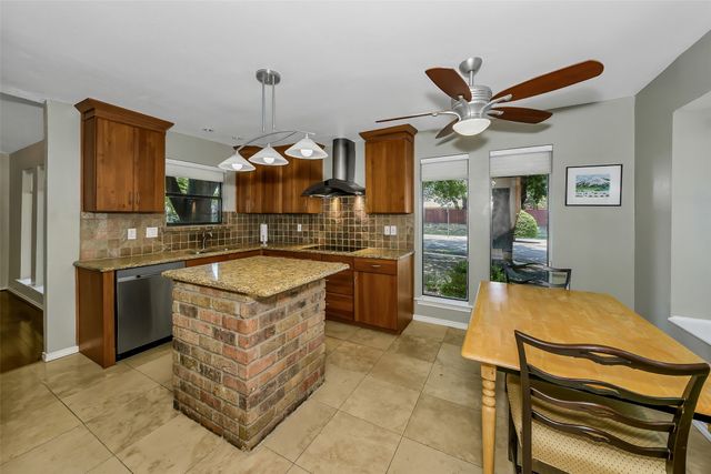 4020 Flintridge Drive, Irving, TX 75038