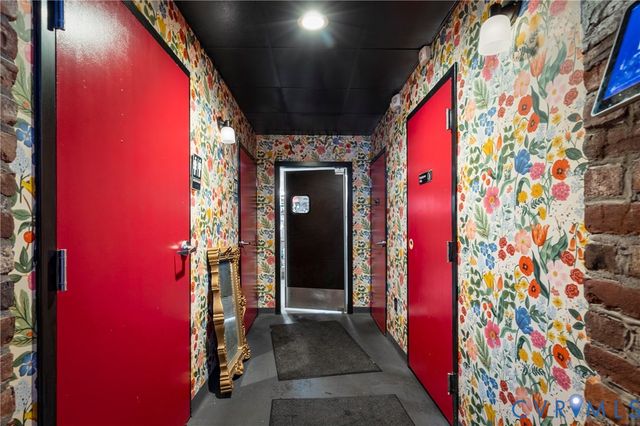 2614 W Cary St, Richmond, VA 23220