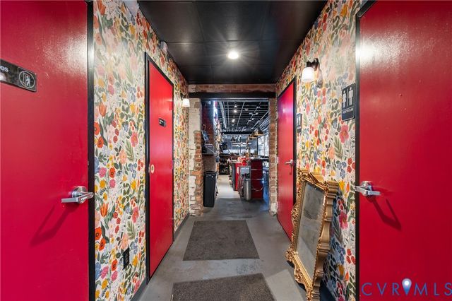 2614 W Cary St, Richmond, VA 23220