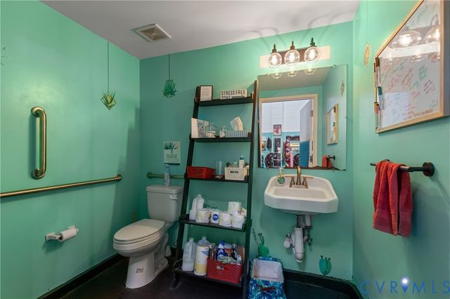 2614 W Cary St, Richmond, VA 23220