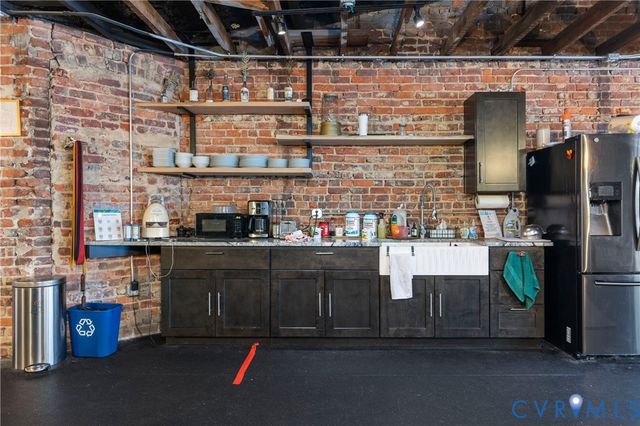 2614 W Cary St, Richmond, VA 23220