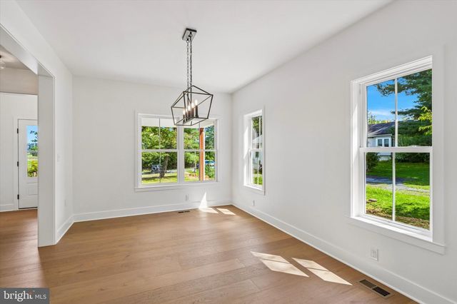 780 E CEDARVILLE RD, Pottstown, PA 19465