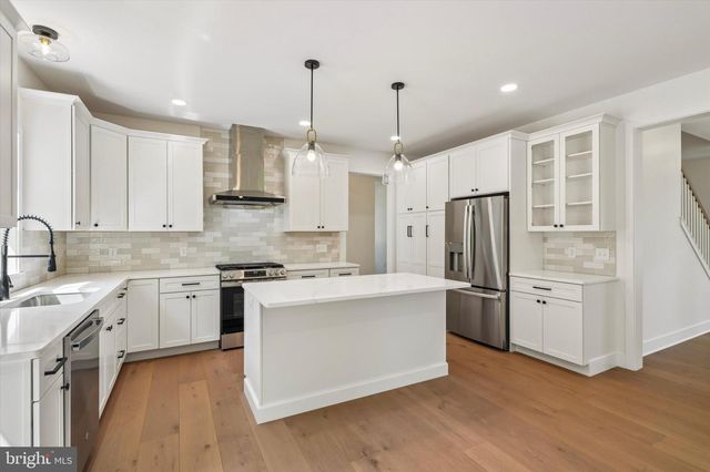 780 E CEDARVILLE RD, Pottstown, PA 19465