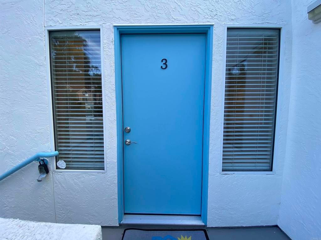 4594 Cove Drive, Carlsbad, CA 92008 — photo 3