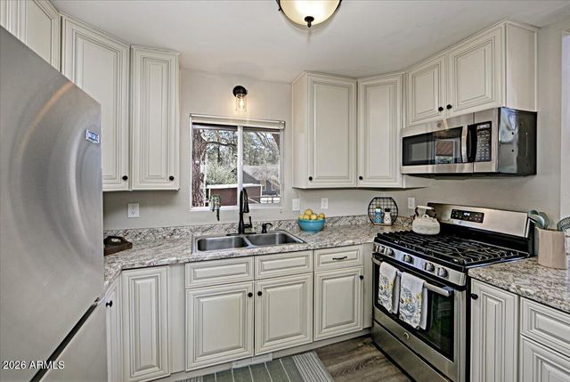 805 MIDDLEBROOK Road, Prescott, AZ 86303