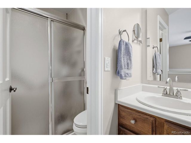 1912 S Balsam St, Lakewood, CO 80227