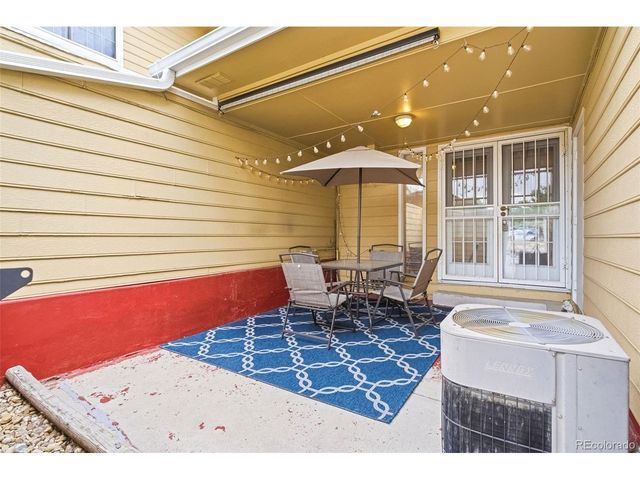 1912 S Balsam St, Lakewood, CO 80227