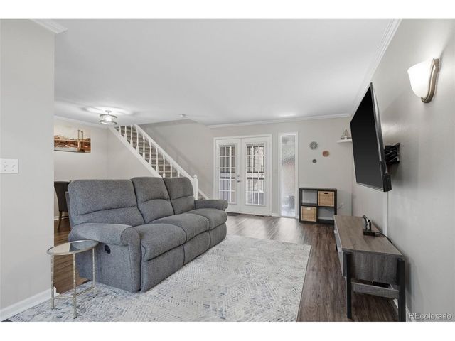 1912 S Balsam St, Lakewood, CO 80227