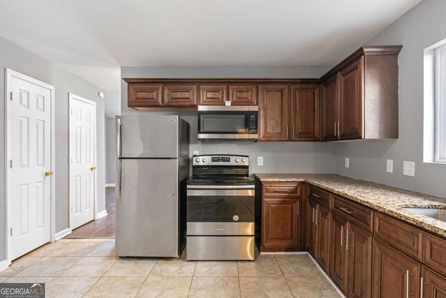 4908 Willow Lane, Austell, GA 30106