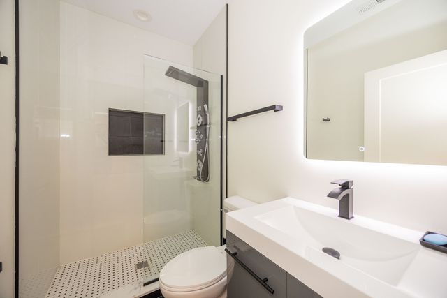 6316 S Evans Avenue, Chicago, IL 60637