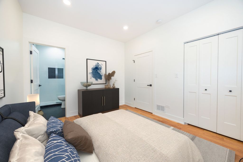 6316 S Evans Avenue, Chicago, IL 60637 — photo 3