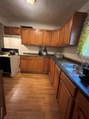 11406 Jackson Ave Avenue, Warren, MI 48089