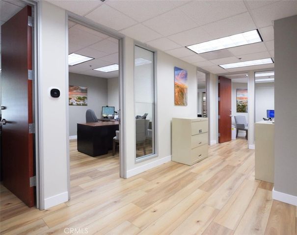 25550 Hawthorne Boulevard 100, Torrance, CA 90505