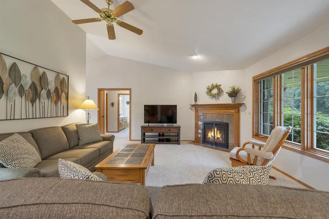 3605 SOLITUDE ROAD, De Pere, WI 54115