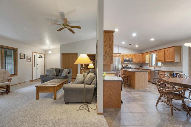 3605 SOLITUDE ROAD, De Pere, WI 54115