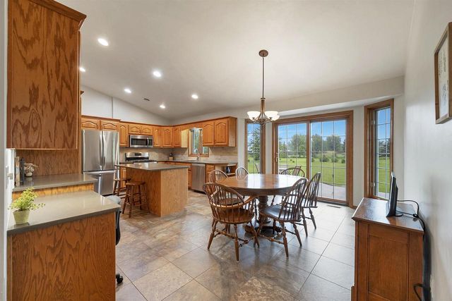3605 SOLITUDE ROAD, De Pere, WI 54115
