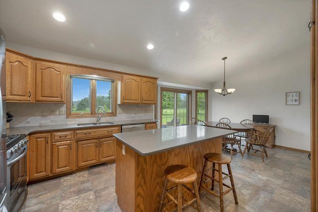 3605 SOLITUDE ROAD, De Pere, WI 54115