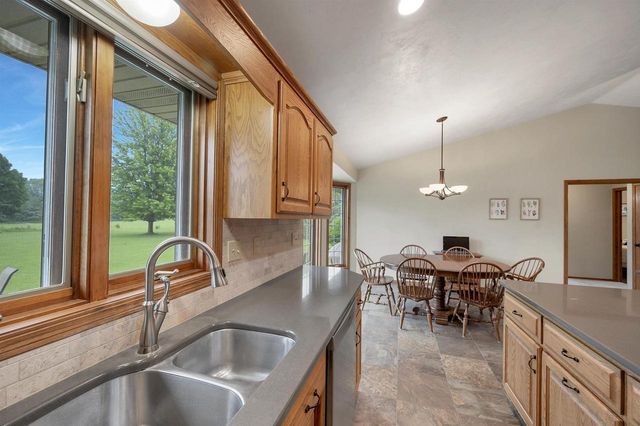 3605 SOLITUDE ROAD, De Pere, WI 54115