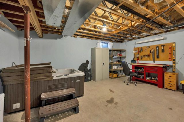 3605 SOLITUDE ROAD, De Pere, WI 54115