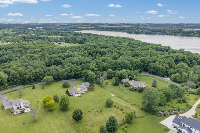 3605 SOLITUDE ROAD, De Pere, WI 54115
