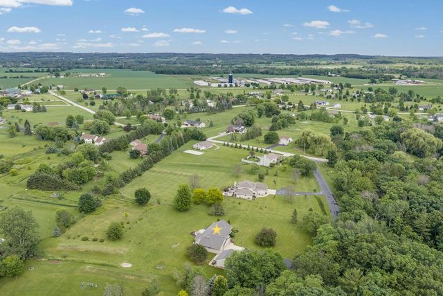 3605 SOLITUDE ROAD, De Pere, WI 54115