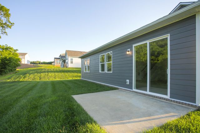 2372 Williamsport Landing, Columbia, TN 38401