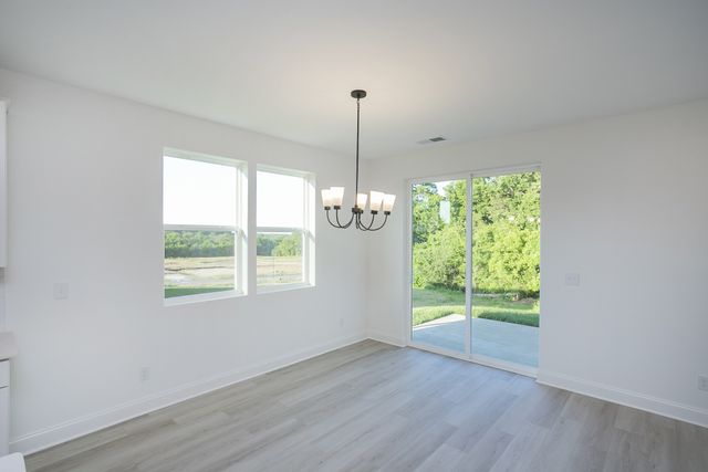 2372 Williamsport Landing, Columbia, TN 38401