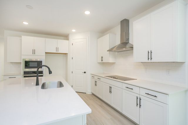 2372 Williamsport Landing, Columbia, TN 38401