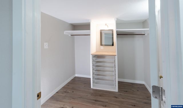 505 Leroy Av J, Molalla, OR 97038