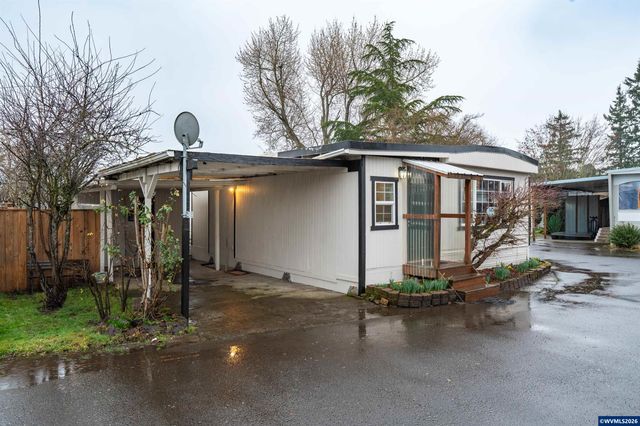 505 Leroy Av J, Molalla, OR 97038