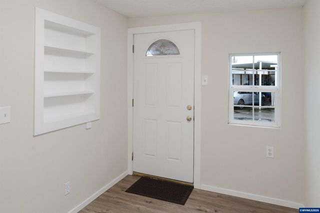 505 Leroy Av J, Molalla, OR 97038